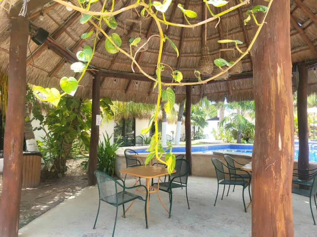 Mayan Mittoz Isla Holbox Buitenkant foto