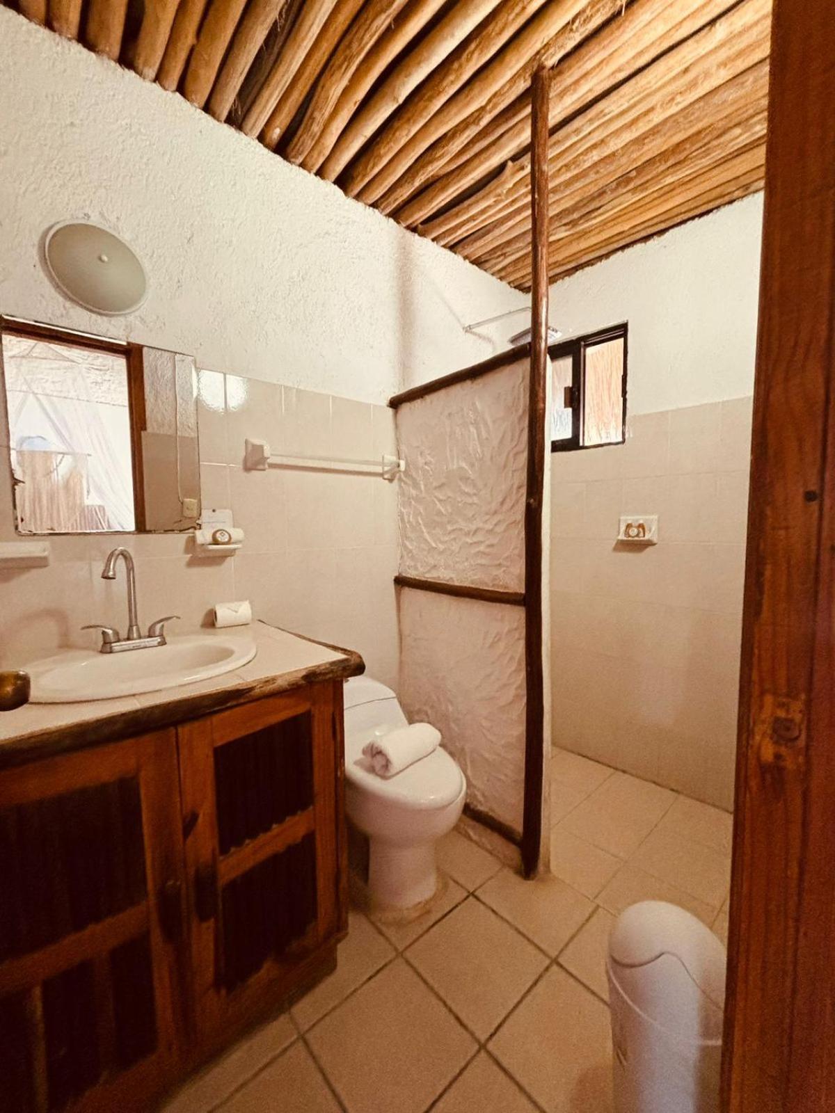Mayan Mittoz Isla Holbox Buitenkant foto