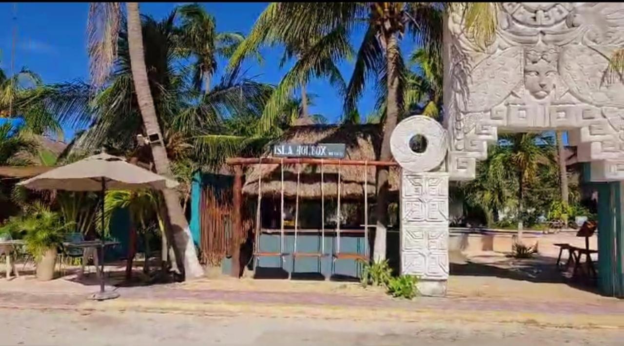Mayan Mittoz Isla Holbox Buitenkant foto