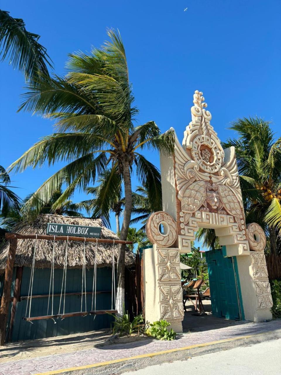 Mayan Mittoz Isla Holbox Buitenkant foto